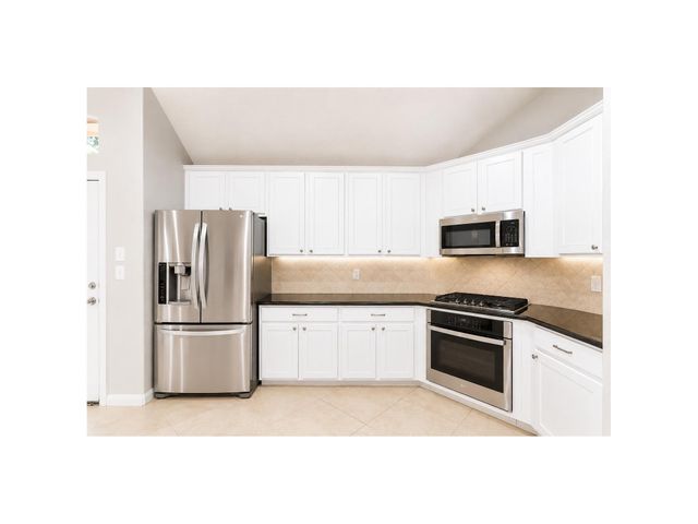 31 Auburn Path Drive, The Woodlands, TX 77382