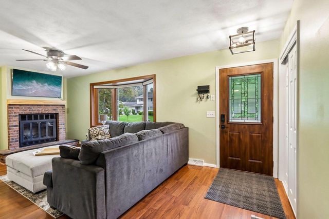 900 Olympic Street, Sun Prairie, WI 53590