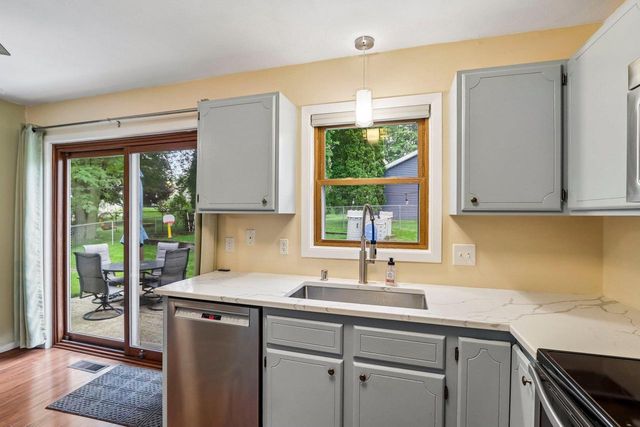 900 Olympic Street, Sun Prairie, WI 53590