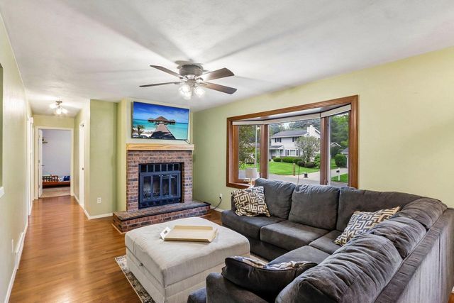 900 Olympic Street, Sun Prairie, WI 53590