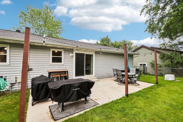 900 Olympic Street, Sun Prairie, WI 53590