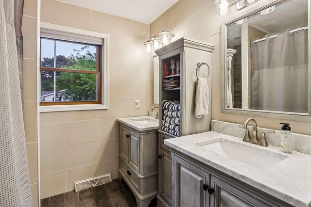 900 Olympic Street, Sun Prairie, WI 53590