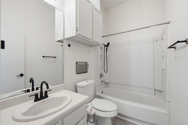 9505 Doliver DR, Austin, TX 78748