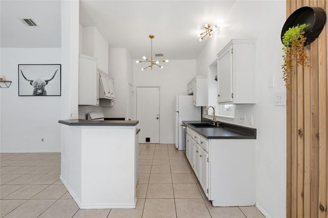 9505 Doliver DR, Austin, TX 78748