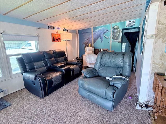 6904 CORTEZ RD W 15, Bradenton, FL 34210