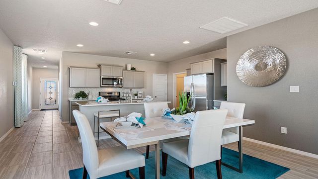 1481 Brillo del Cielo Street NW, Los Lunas, NM 87031