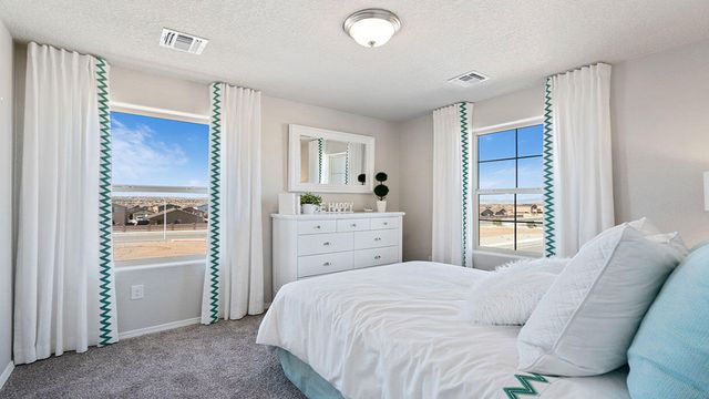 1481 Brillo del Cielo Street NW, Los Lunas, NM 87031