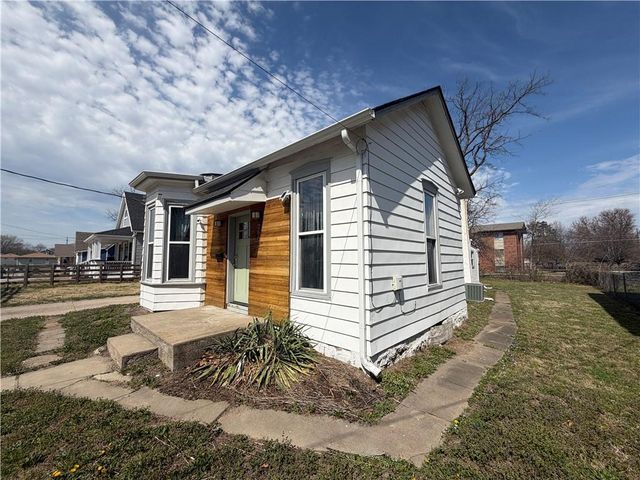 2602 Essex Avenue, Kansas City, KS 66103