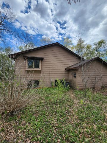 21391 Rum River Drive, Oak Grove, MN 55303