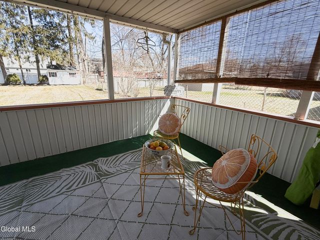 1032 Bill Road, Rotterdam, NY 12303