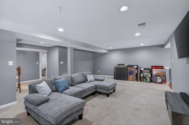 1317 YOURTEE SPRING DR, Brunswick, MD 21716