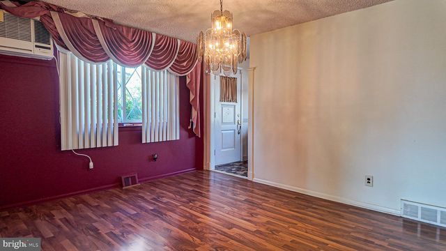9922 S CANTERBURY RD, Philadelphia, PA 19114