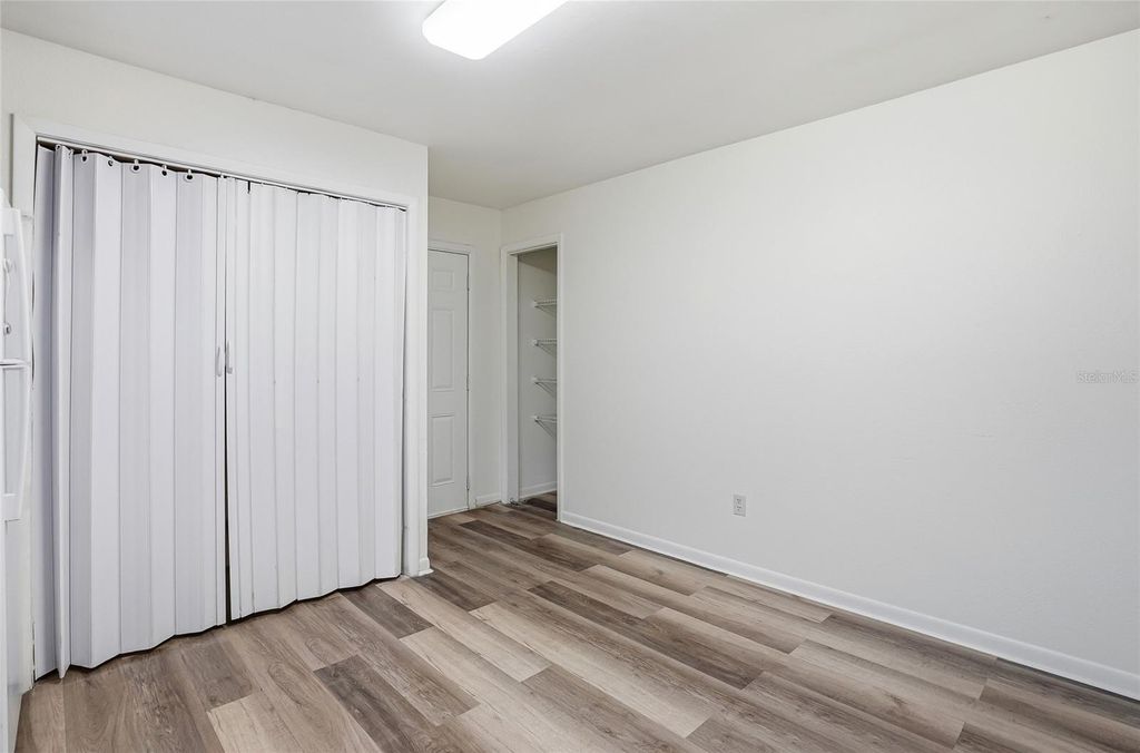 Image 16 of property listing at 729/731 SUNBRIGHT DRIVE, Seffner, FL 33584