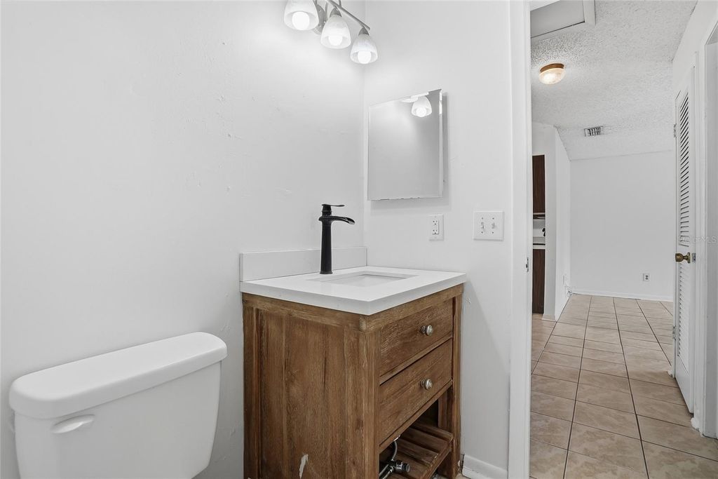 Image 26 of property listing at 729/731 SUNBRIGHT DRIVE, Seffner, FL 33584