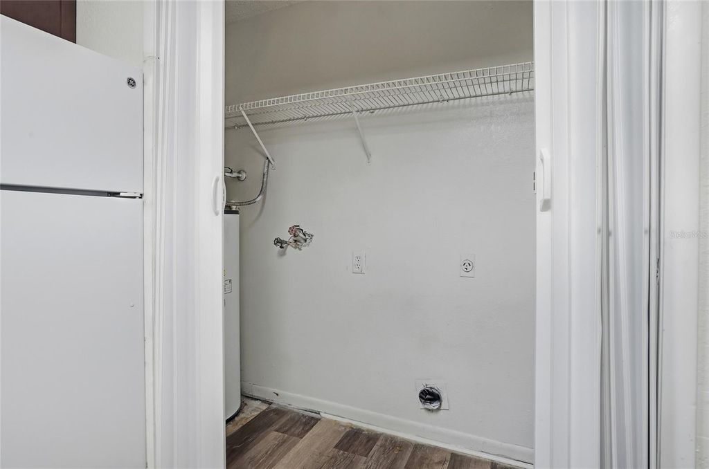 Image 27 of property listing at 729/731 SUNBRIGHT DRIVE, Seffner, FL 33584