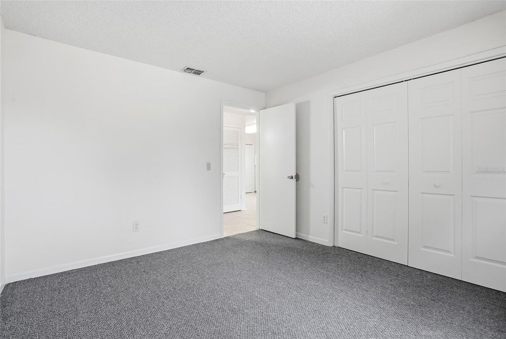 Image 31 of property listing at 729/731 SUNBRIGHT DRIVE, Seffner, FL 33584