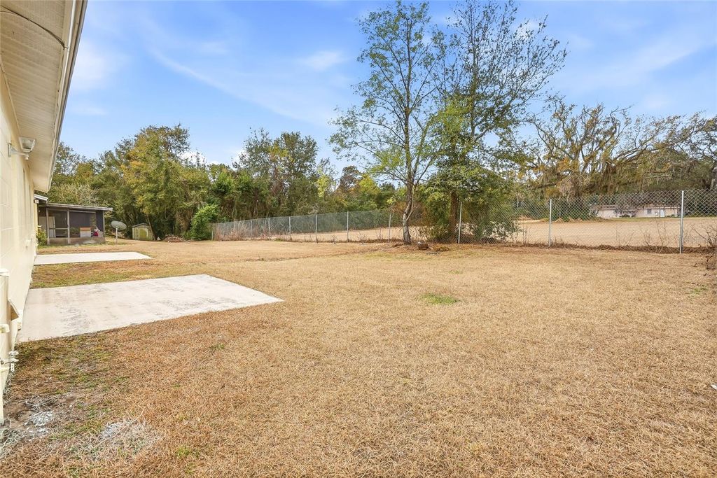 Image 40 of property listing at 729/731 SUNBRIGHT DRIVE, Seffner, FL 33584