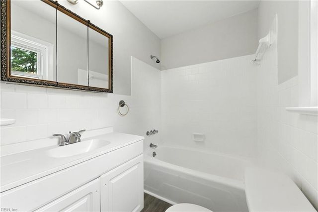 48 Wheatland DR, Hampton, VA 23666