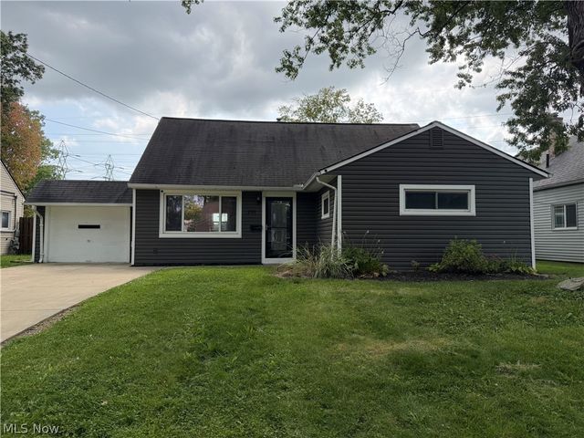 295 Best Drive, Berea, OH 44017