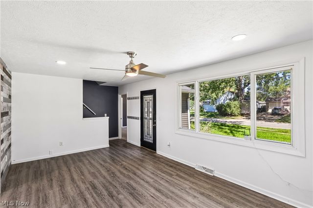 295 Best Drive, Berea, OH 44017
