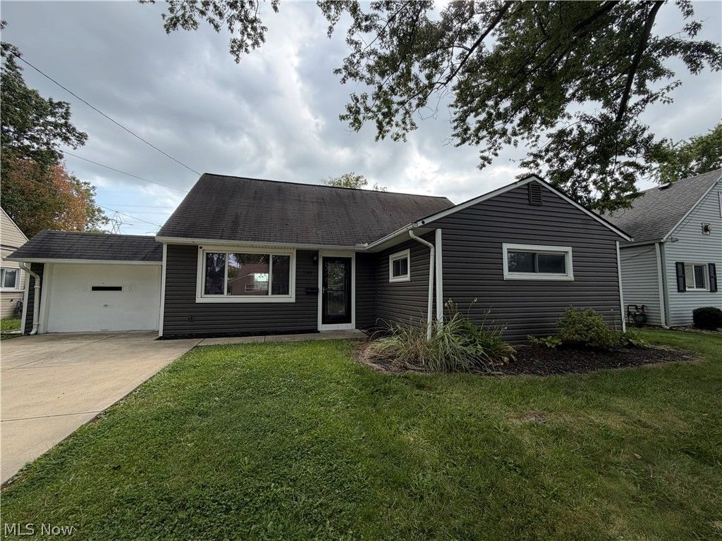 295 Best Drive, Berea, OH 44017