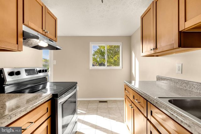 7844 MINERAL DR, Gaithersburg, MD 20877