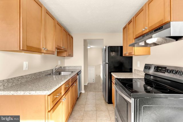 7844 MINERAL DR, Gaithersburg, MD 20877