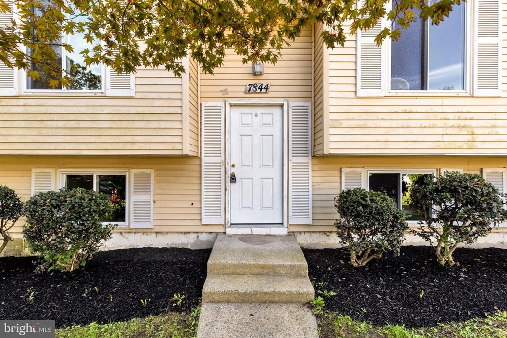 7844 MINERAL DR, Gaithersburg, MD 20877