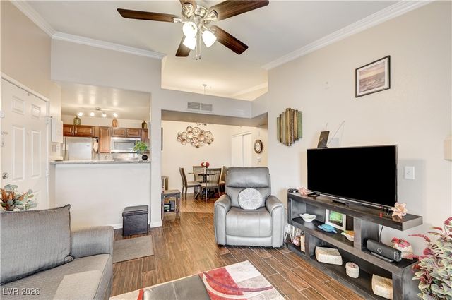 950 Seven Hills Drive 3026, Henderson, NV 89052