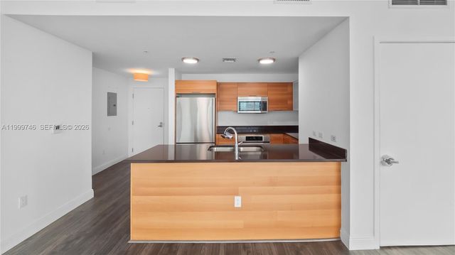 3301 NE 1st Ave H1612, Miami, FL 33137