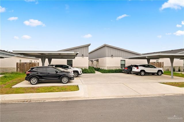 1511 Playa Drive 2, Weslaco, TX 78596