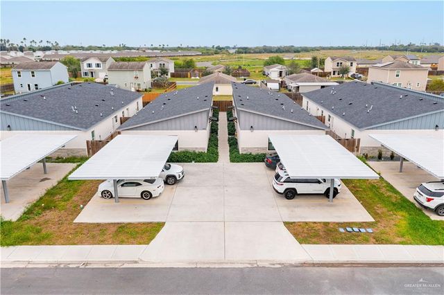 1511 Playa Drive 2, Weslaco, TX 78596