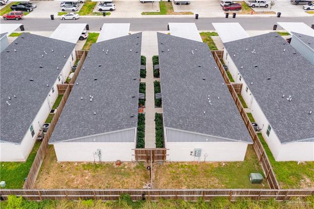 1511 Playa Drive 2, Weslaco, TX 78596