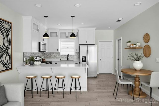 1511 Playa Drive 2, Weslaco, TX 78596