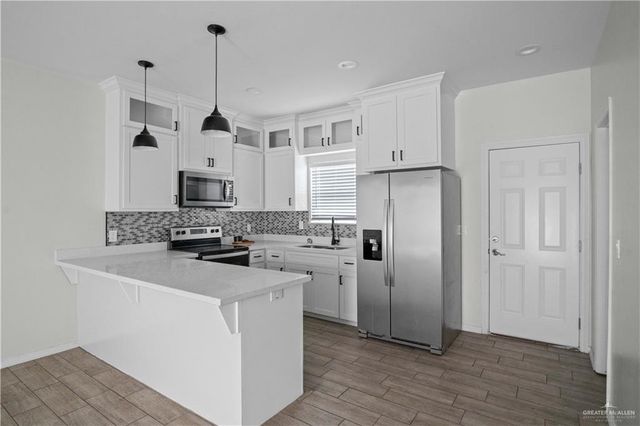 1511 Playa Drive 2, Weslaco, TX 78596