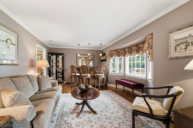 16 Brookside Rd, Roxbury Twp., NJ 07876