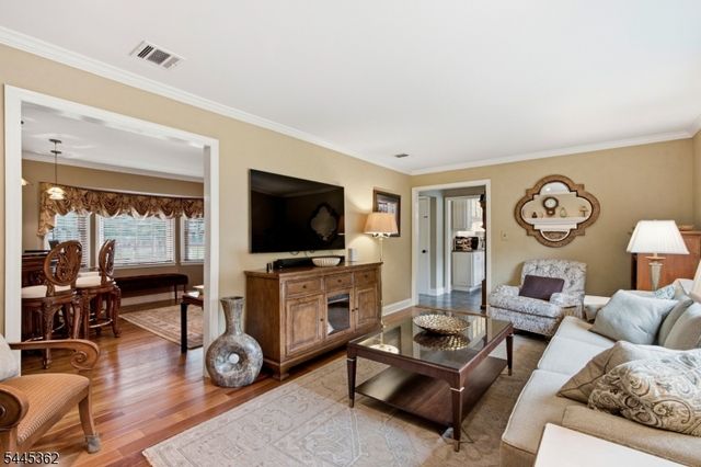 16 Brookside Rd, Roxbury Twp., NJ 07876