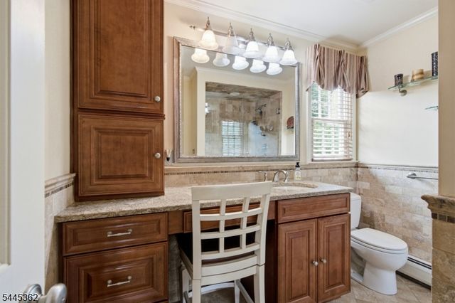 16 Brookside Rd, Roxbury Twp., NJ 07876