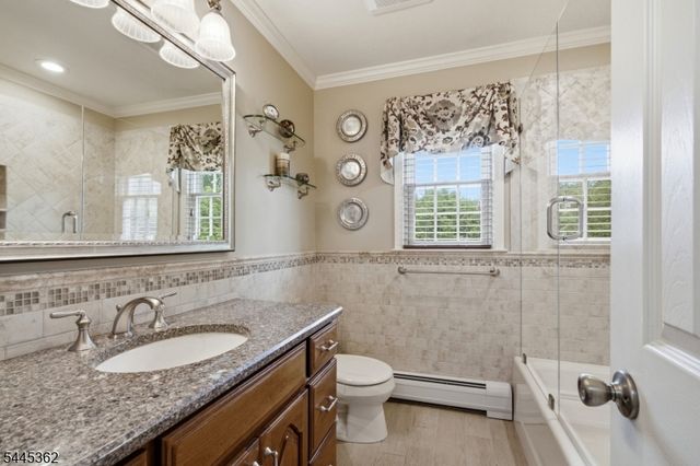 16 Brookside Rd, Roxbury Twp., NJ 07876