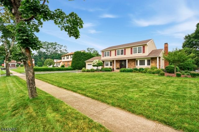 16 Brookside Rd, Roxbury Twp., NJ 07876