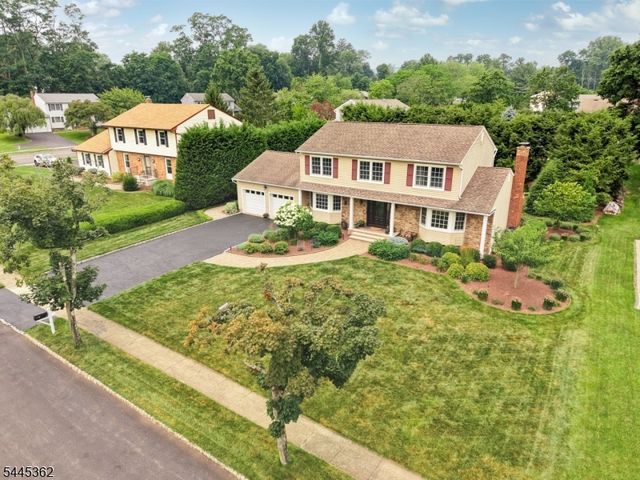 16 Brookside Rd, Roxbury Twp., NJ 07876