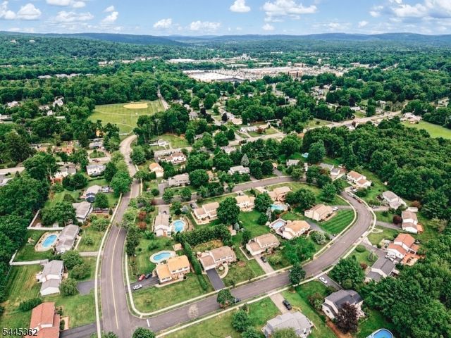 16 Brookside Rd, Roxbury Twp., NJ 07876