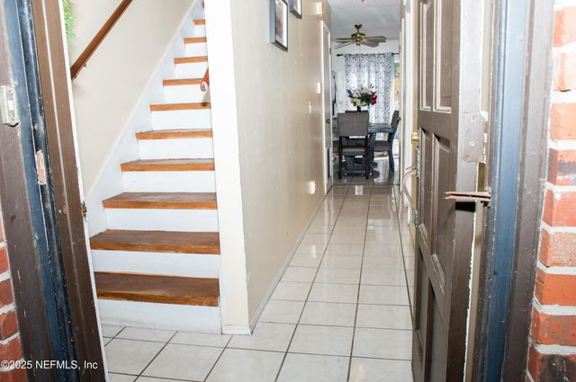 4822 WINDRUSH Lane, Jacksonville, FL 32217