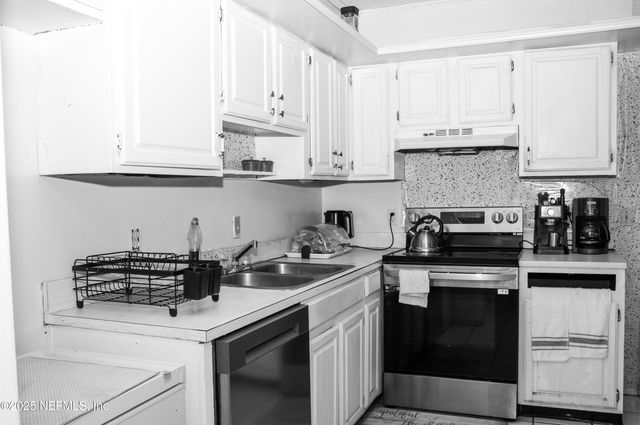 4822 WINDRUSH Lane, Jacksonville, FL 32217