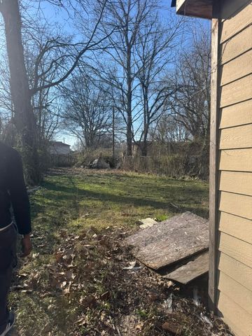 1353 MCMILLAN ST, Memphis, TN 38106