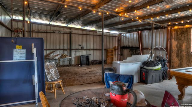 201 7th, Leakey, TX 78873