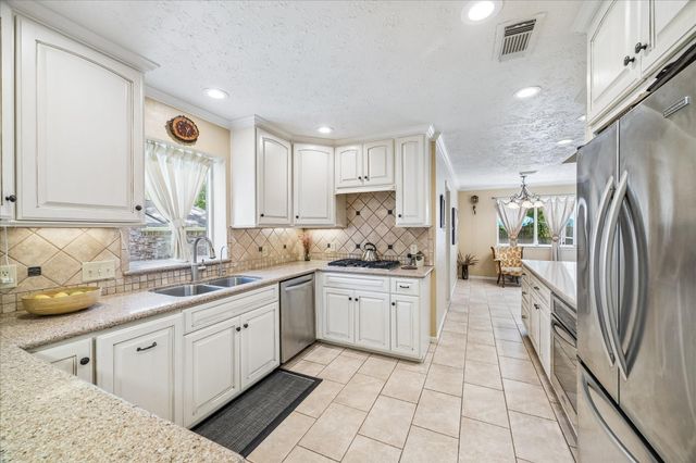 3614 Garden Lake Drive, Kingwood, TX 77339