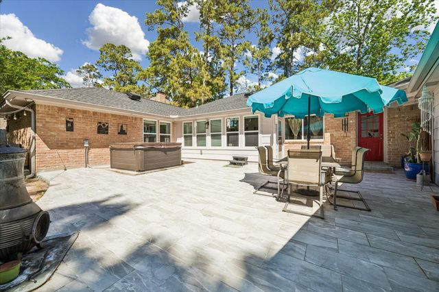 3614 Garden Lake Drive, Kingwood, TX 77339