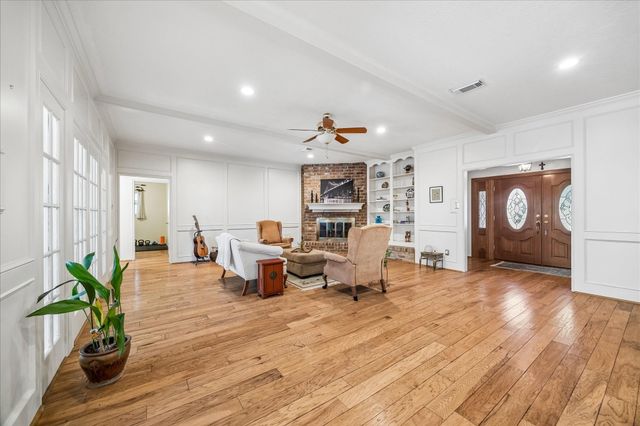 3614 Garden Lake Drive, Kingwood, TX 77339