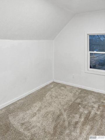 2125 Emmet Street, Omaha, NE 68110